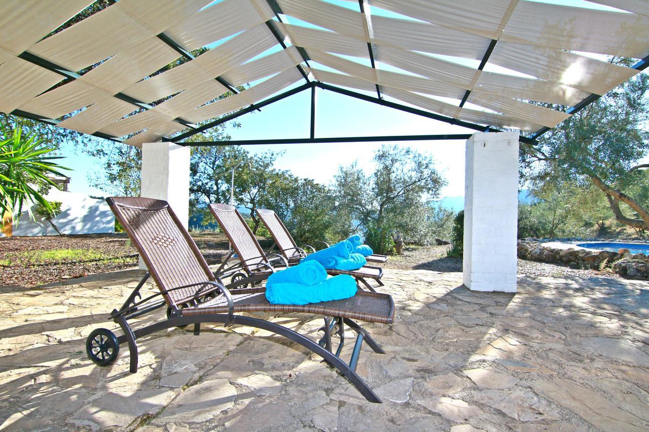 Casas Rurales Los Algarrobales El Gastor Esterno foto