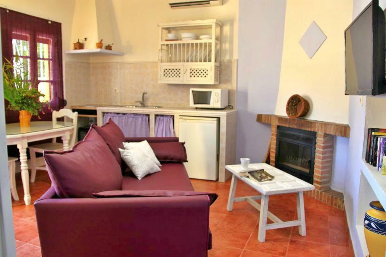 Casas Rurales Los Algarrobales El Gastor Esterno foto